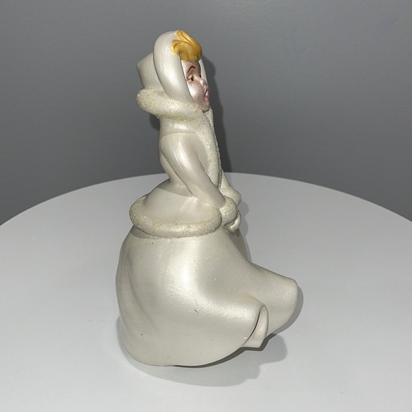 Christmas Mold Carolers Hand-painted Mid-century Modern Vintage Set of 3 - Picture 5 of 17